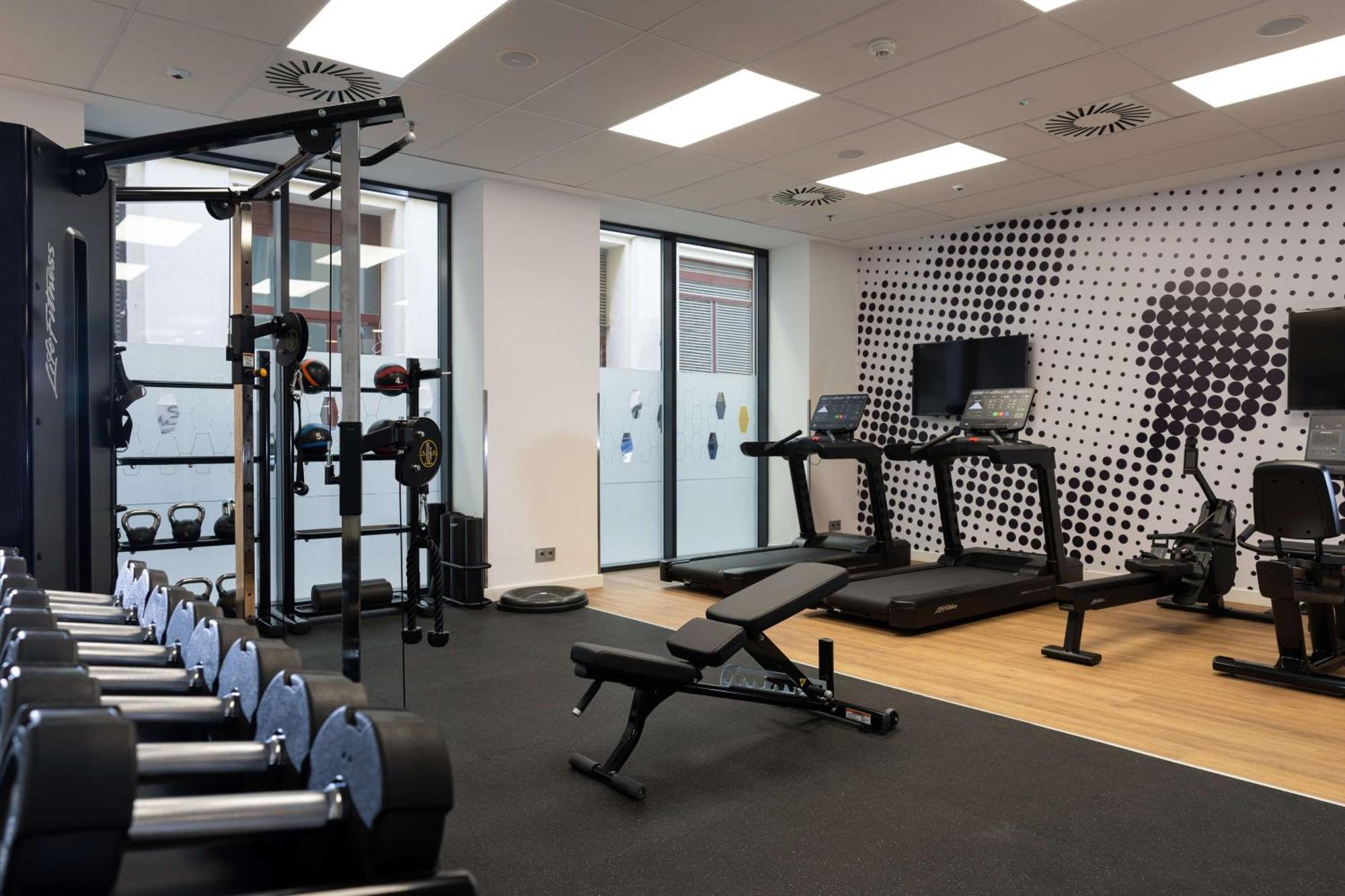 Hampton By Hilton Budapest City Centre Esterno foto
