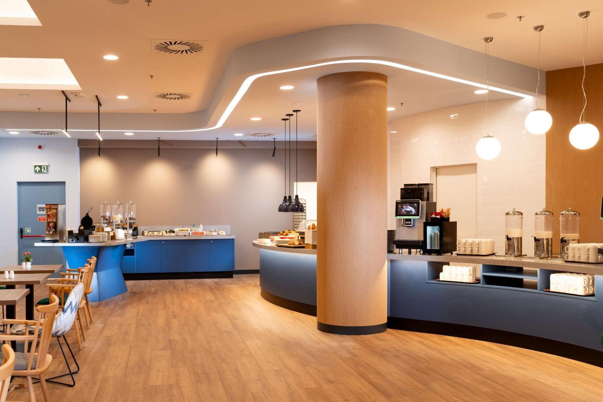 Hampton By Hilton Budapest City Centre Esterno foto