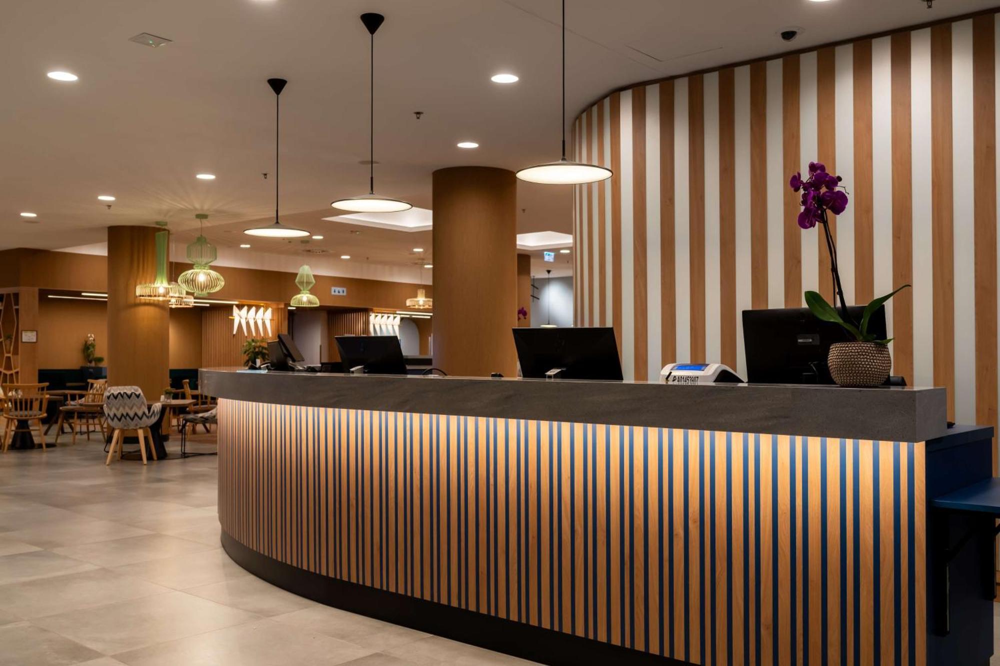 Hampton By Hilton Budapest City Centre Esterno foto