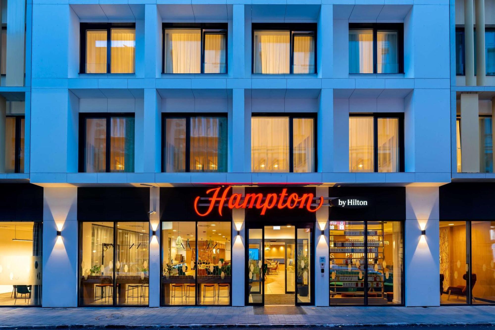 Hampton By Hilton Budapest City Centre Esterno foto