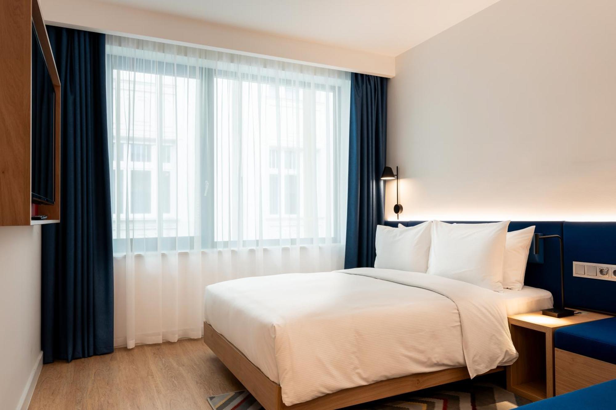 Hampton By Hilton Budapest City Centre Esterno foto